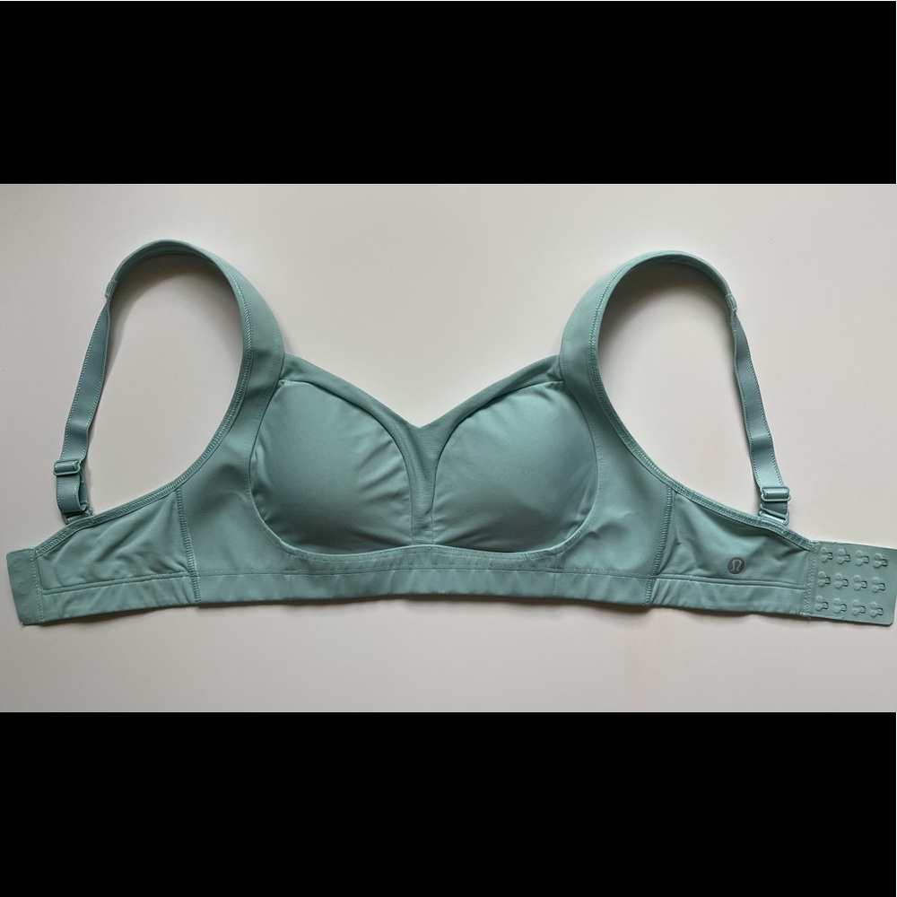 Lululemon Ta Ta Tamer II